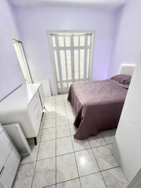 Apartamento com varanda em Santos